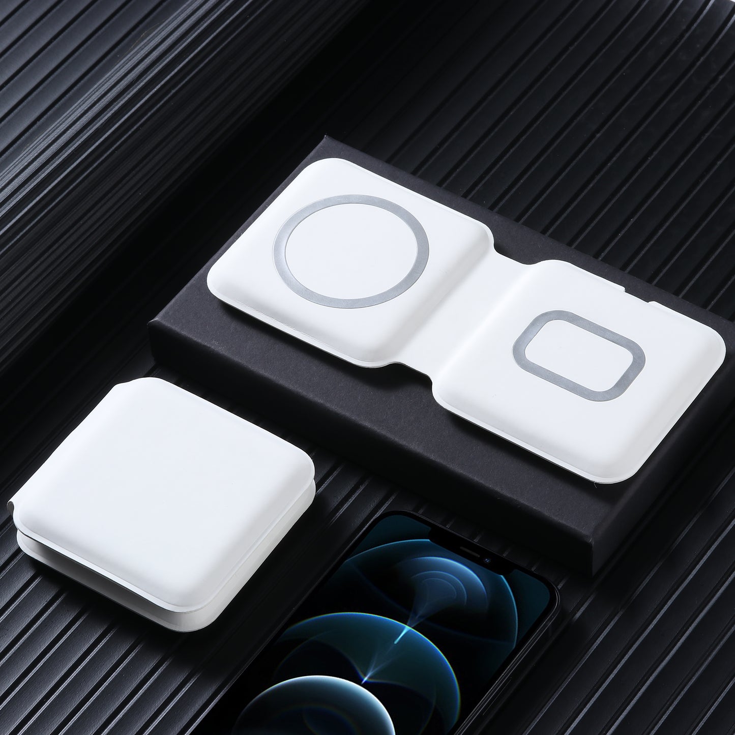 Foldable 2 in 1 15W Dual wireless charger Q600