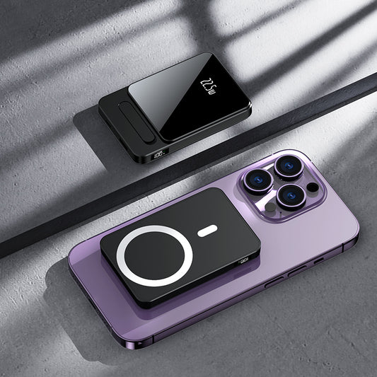 Ultra-thin magnetic  15W wireless charging power bank power display 22.5W PD Fast charging