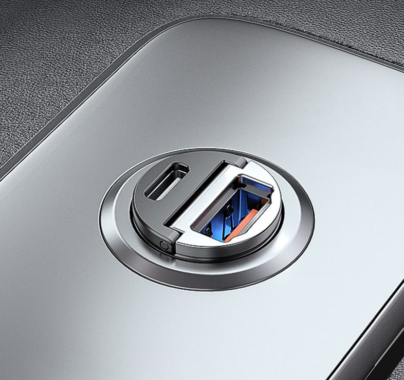 2023 latest hot selling High Power 45W Fast Charging Ring Pull Dual PD Type C USB Mini Car Charger for iPhone Zinc Alloy Material